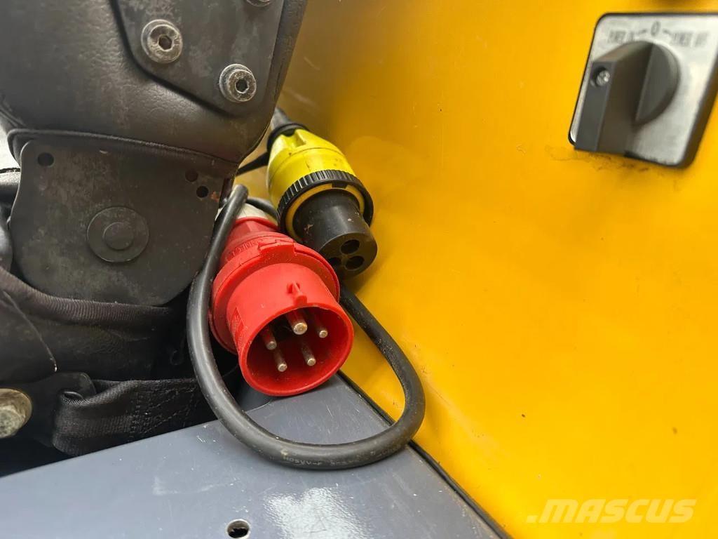 Eurotrac W11-E Læssemaskiner på hjul