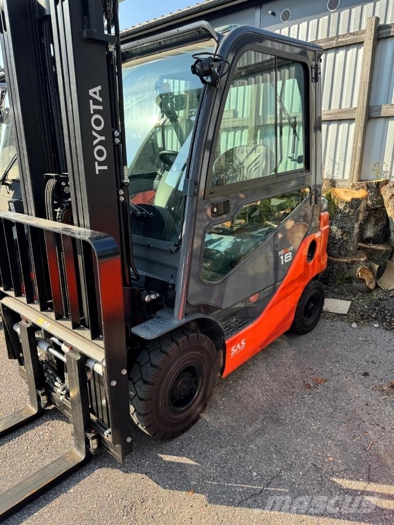 Toyota Tonero 18 Diesel gaffeltrucks