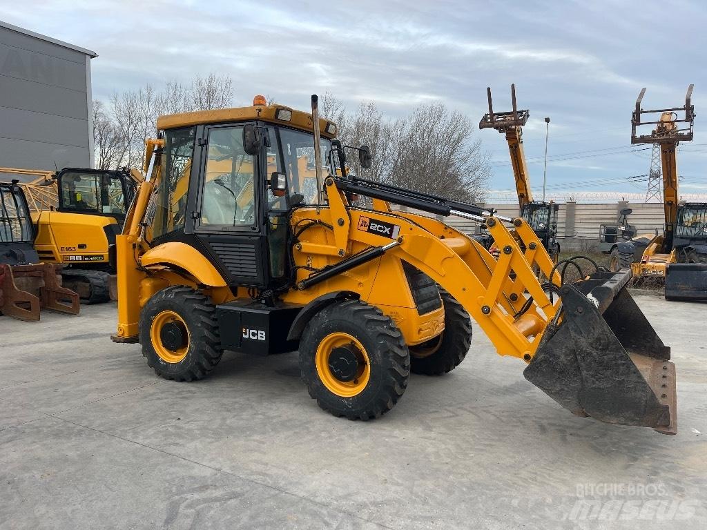 JCB 2 CX Rendegravere