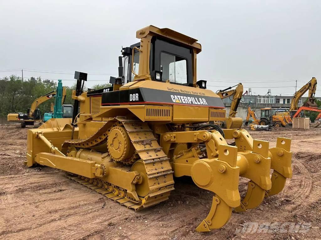 CAT D8R Bulldozer på larvebånd