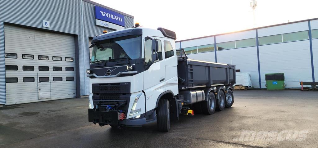 Volvo FH Lastbiler med tip