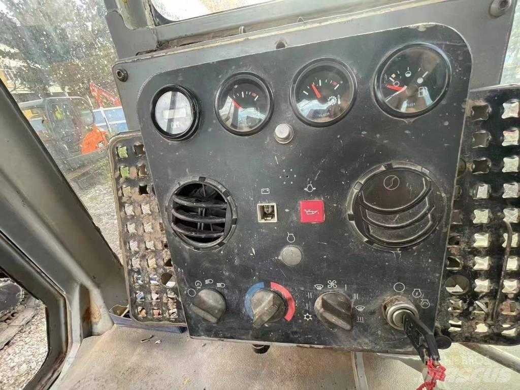 CAT D 6 G Bulldozer på larvebånd