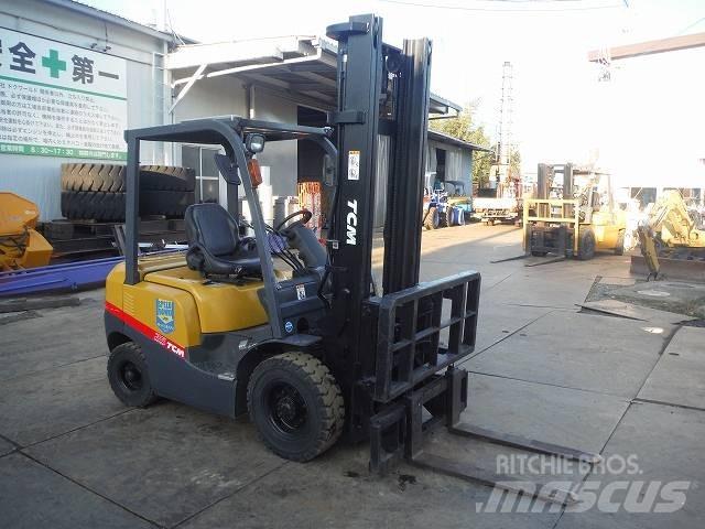 TCM FD25T3 Diesel gaffeltrucks
