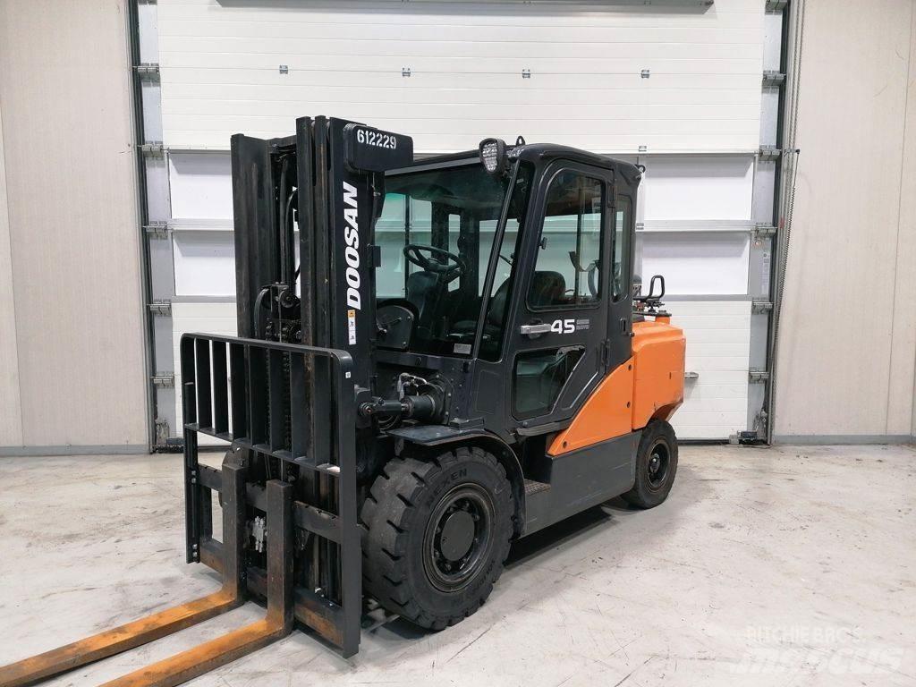 Doosan G45SC-7 LPG gaffeltrucks