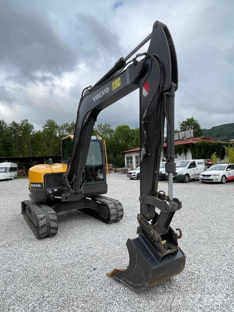Volvo ECR88D Midi-gravemaskiner 7t - 12t