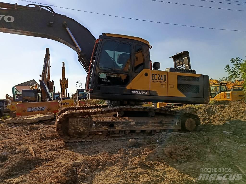 Volvo EC 240 Gravemaskiner på larvebånd