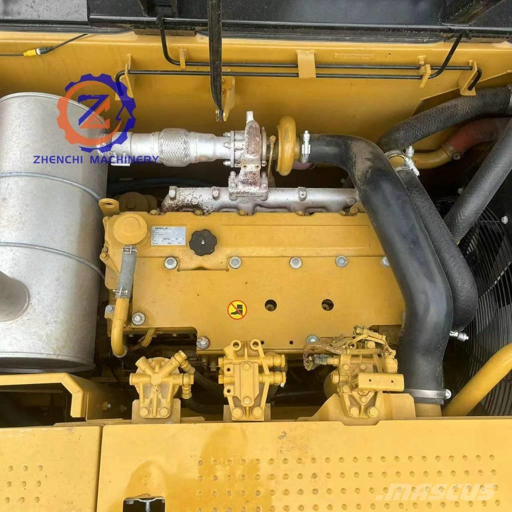 CAT 320 D2 Gravemaskiner på larvebånd