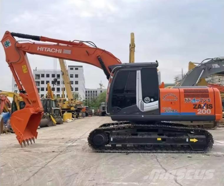 Hitachi ZX 200 Gravemaskiner på larvebånd