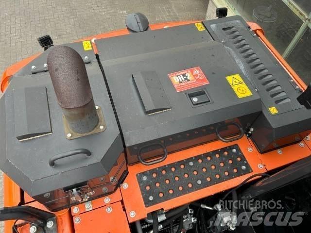 Hitachi ZX 140 W-6 Gravemaskiner på hjul