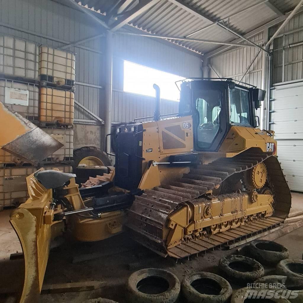 CAT D 5 LGP Bulldozer på larvebånd