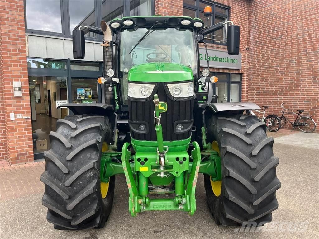 John Deere 6210R Traktorer