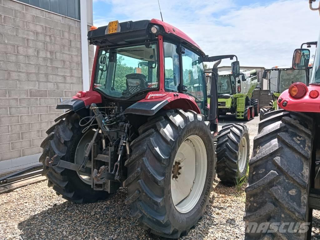 Valtra A 114 Traktorer