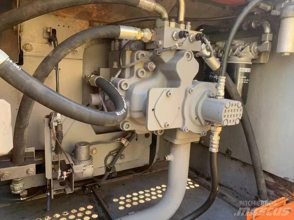 Hitachi ZX 450 H Gravemaskiner på larvebånd