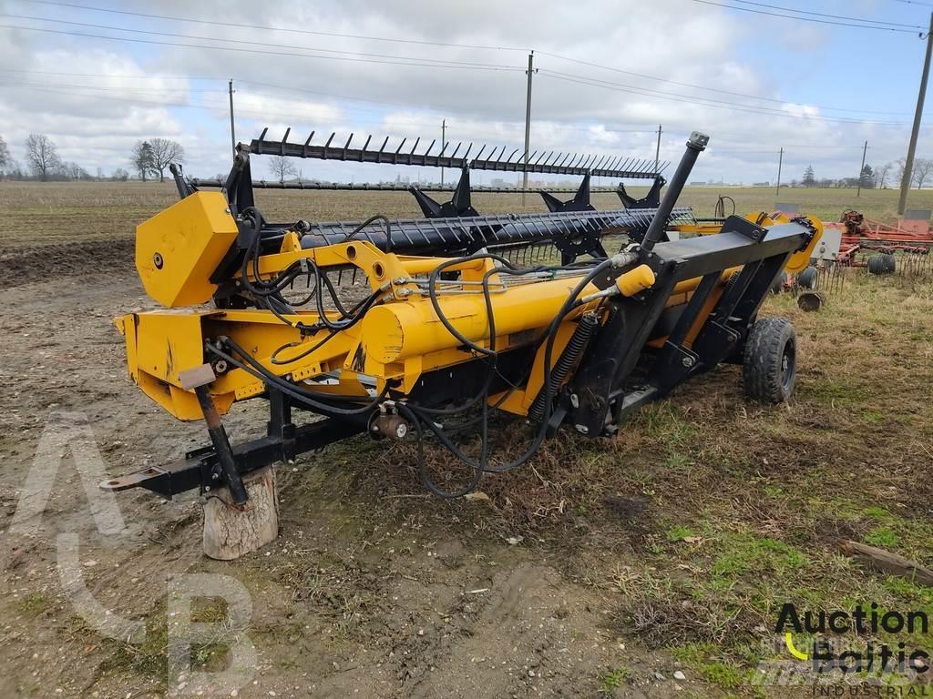 CLAAS P 420 Traktorklippere