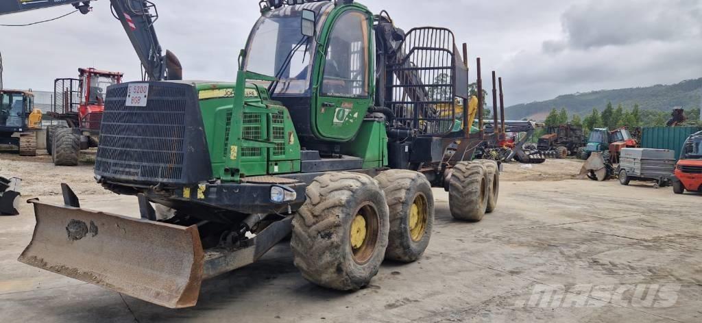John Deere 1210 E Udkørselsmaskiner