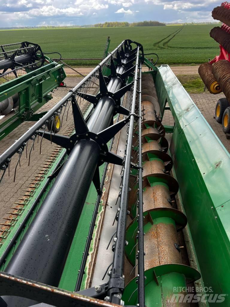 John Deere 630 R Hoveder til mejetærskere