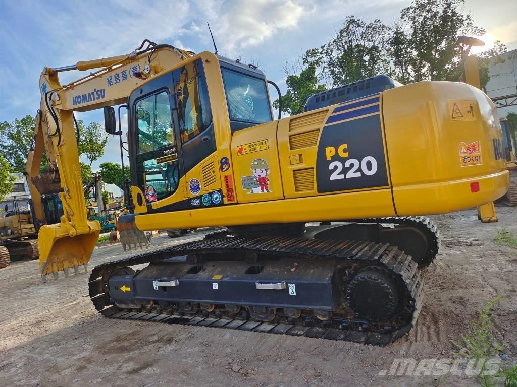 Komatsu PC 220 Gravemaskiner på larvebånd