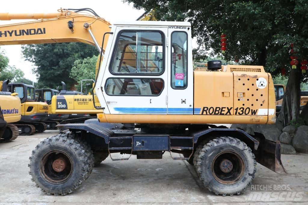 Hyundai Robex 130 W Gravemaskiner på hjul