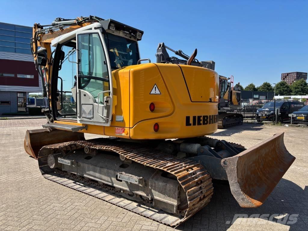 Liebherr R 914 Gravemaskiner på larvebånd