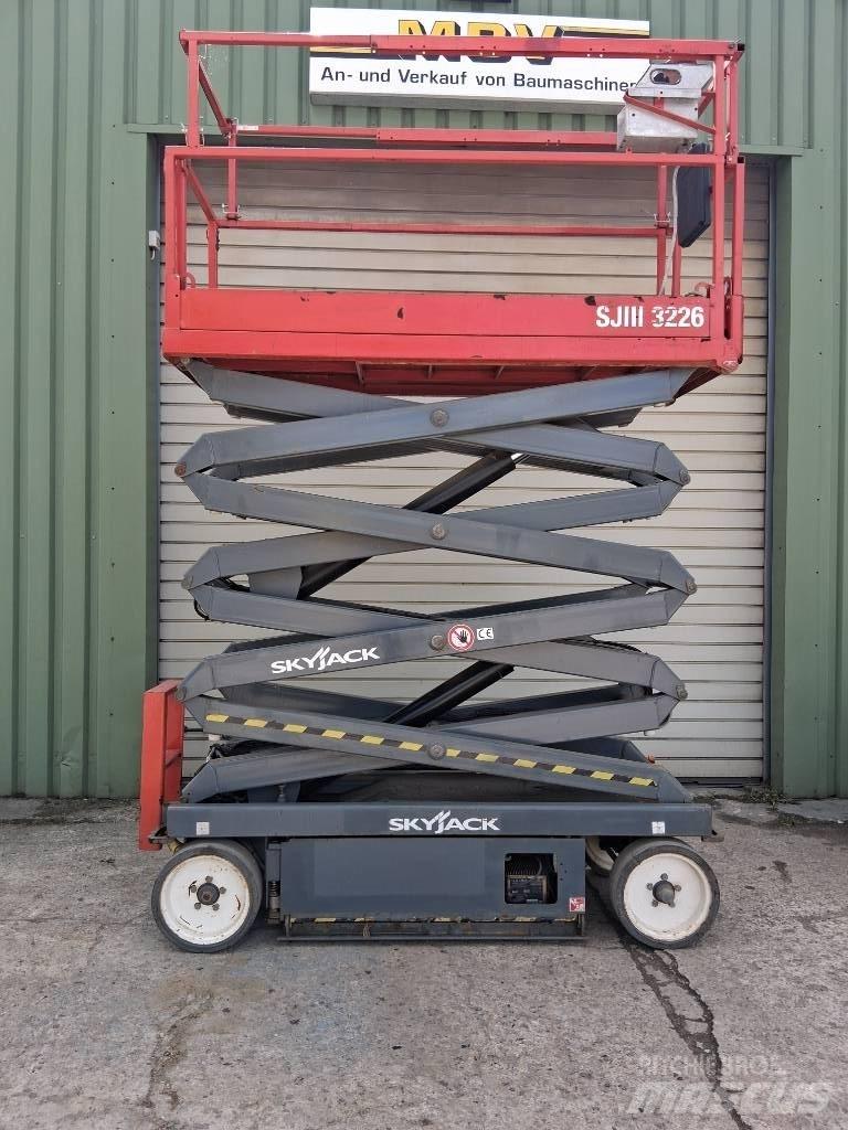 SkyJack SJ III 3226 Saxlifte