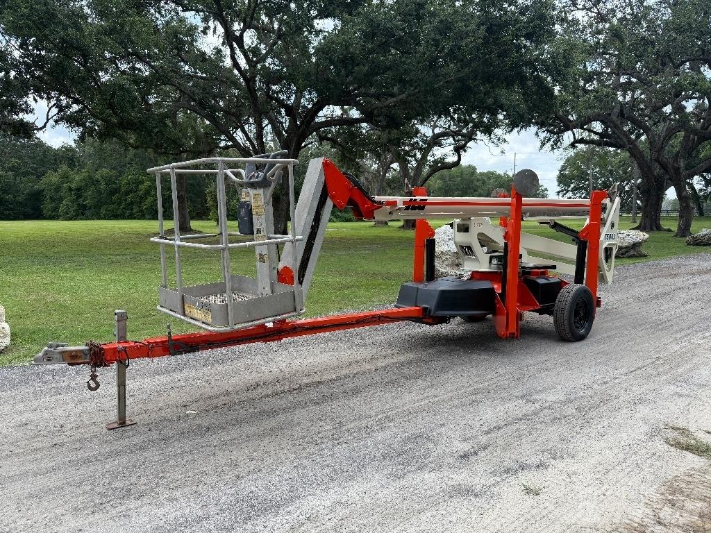 JLG T 500 J Trailermonterede lifte