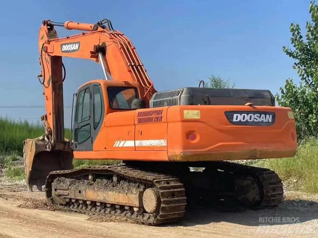 Doosan DX 420 Gravemaskiner på larvebånd
