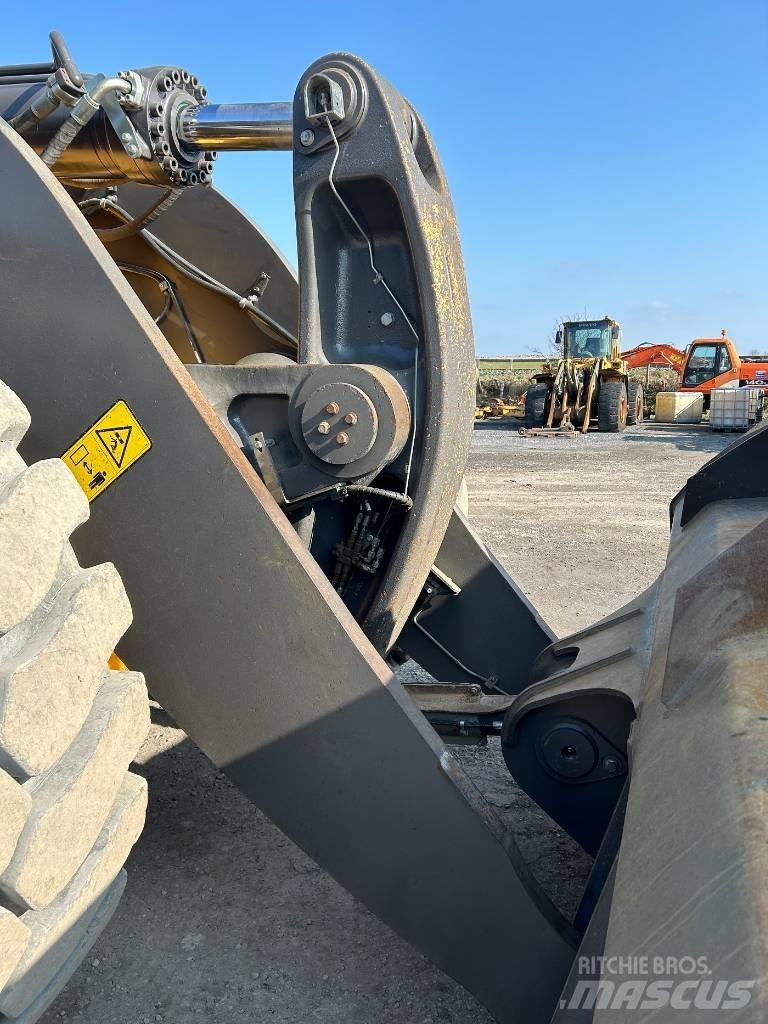 Volvo L 260 H Læssemaskiner på hjul