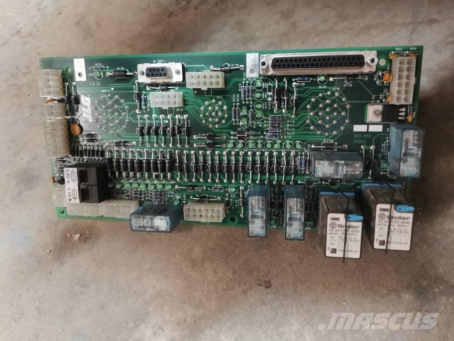 JLG Toucan 1010 Elektronik