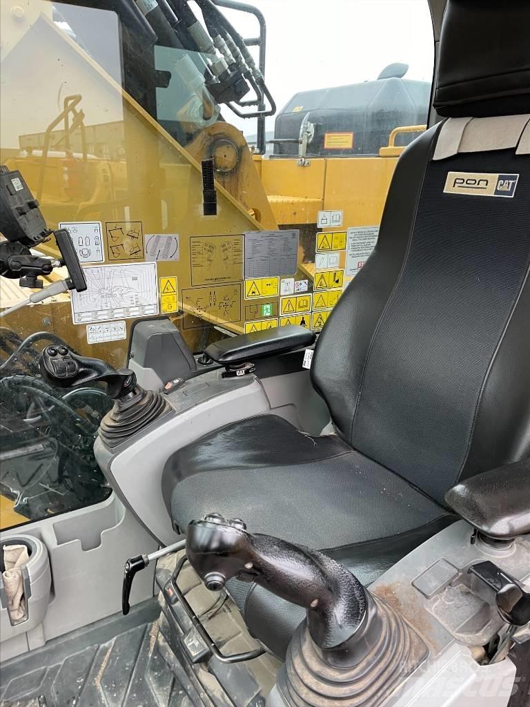 CAT 325F Gravemaskiner på larvebånd