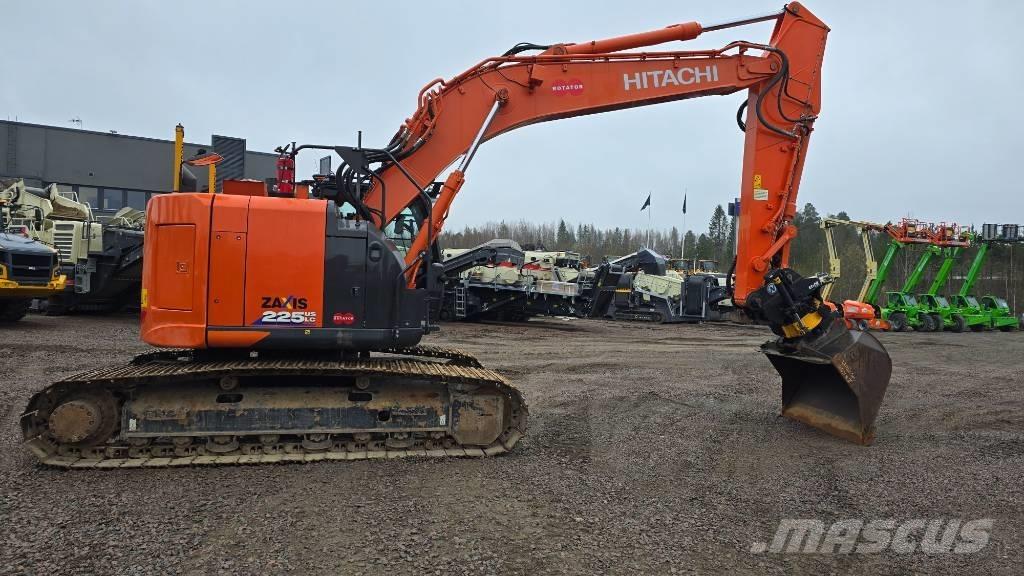 Hitachi ZX 225USLC-6 Gravemaskiner på larvebånd