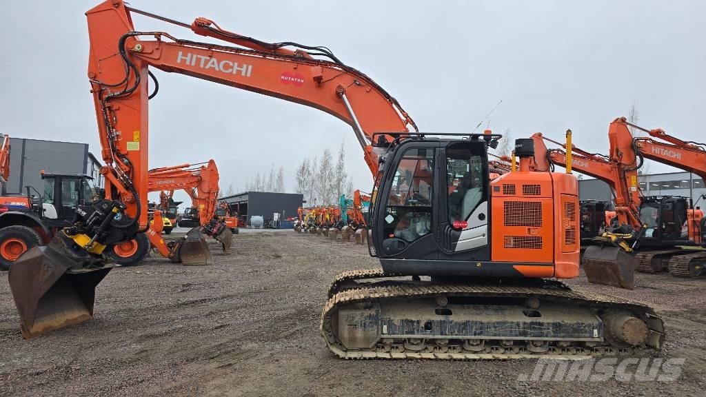 Hitachi ZX 225USLC-6 Gravemaskiner på larvebånd