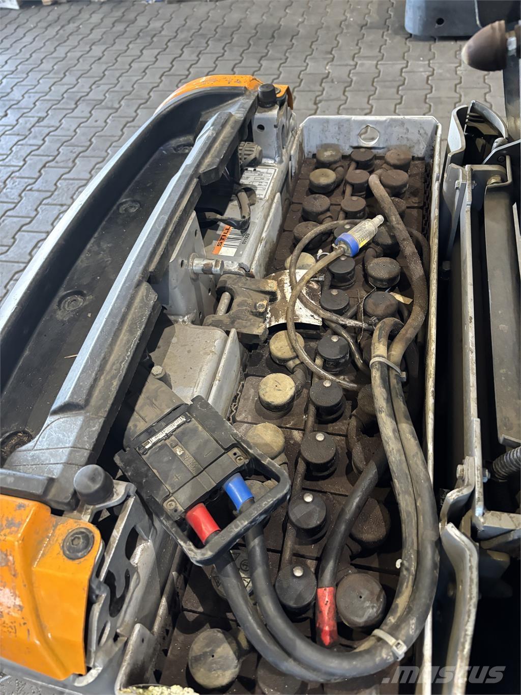 Still OPX 20 Plukketruck, lav