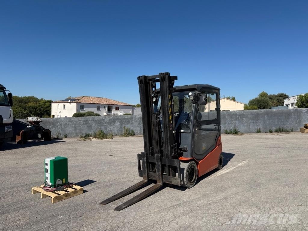 Toyota 8 FBMT 35 El gaffeltrucks