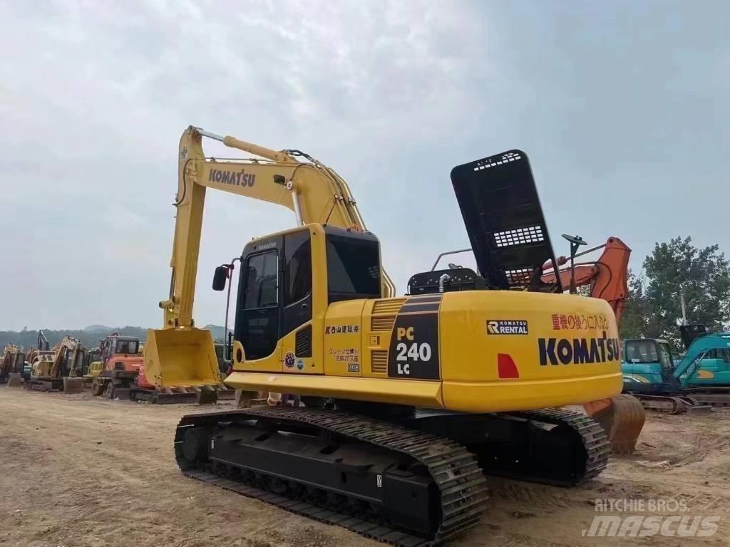 Komatsu PC 240 Gravemaskiner på larvebånd