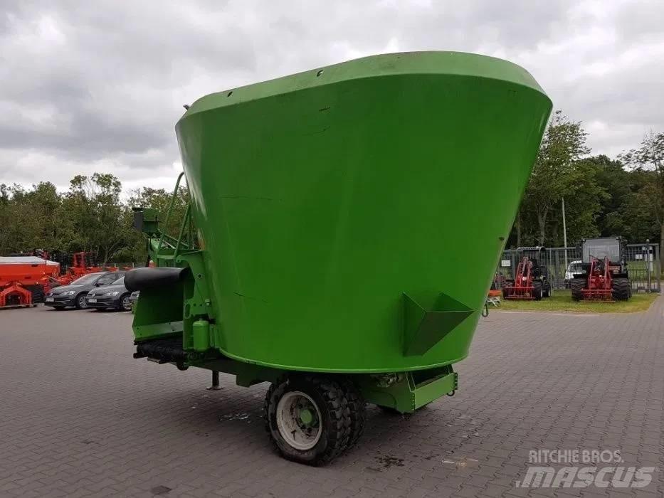  Farezin 13 m 3 Andre staldmaskiner