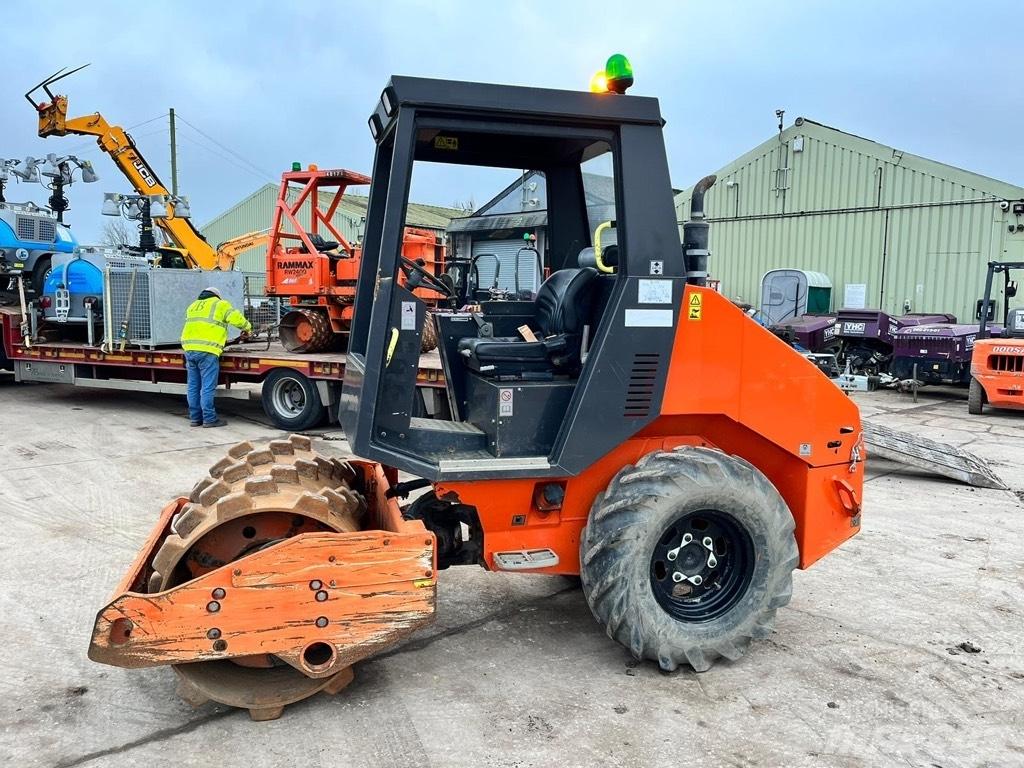 Ammann ASC 30 Enkelt tromle