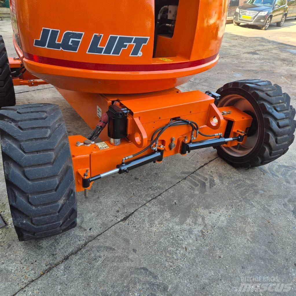 JLG 600 AJ Bomlifte med knækarm
