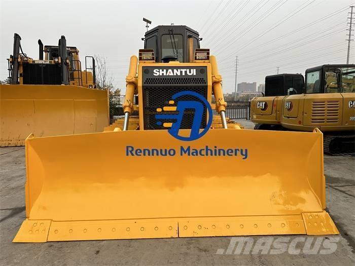 Shantui SD 16 Bulldozer på larvebånd