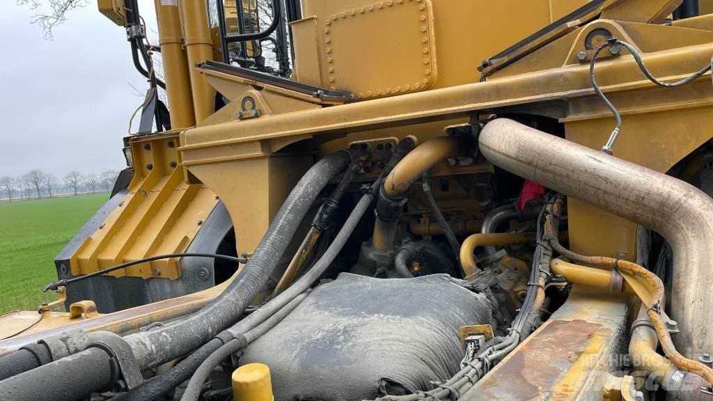 CAT 770 Terrængående lastbiler