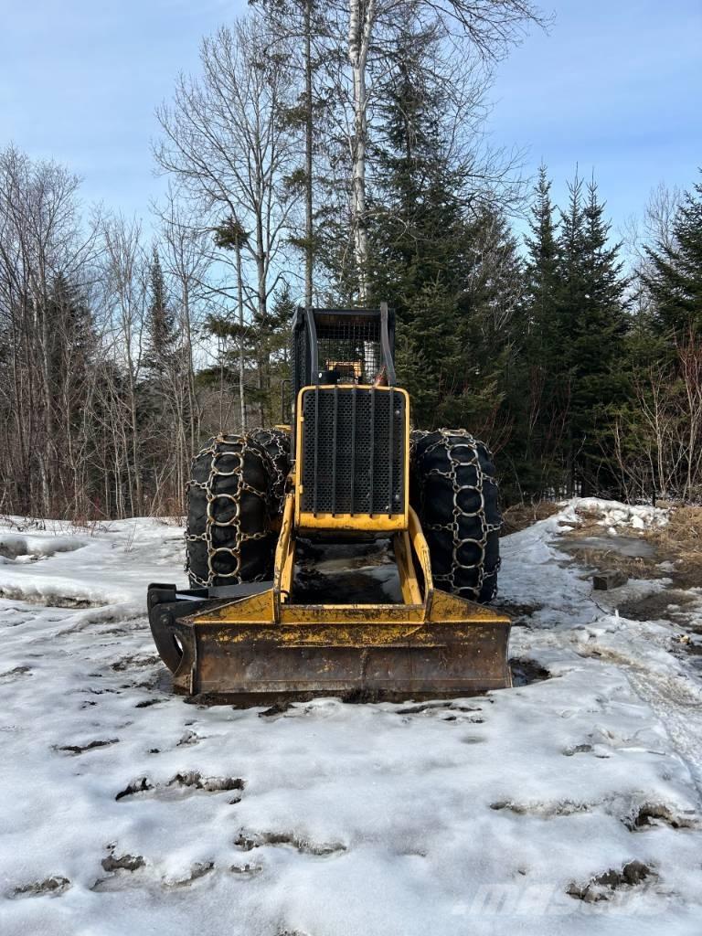 John Deere 640 D Udslæbningstraktorer