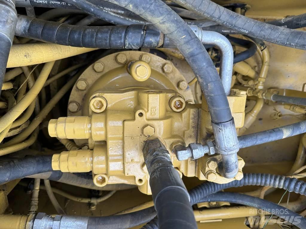 CAT 320D Gravemaskiner på larvebånd