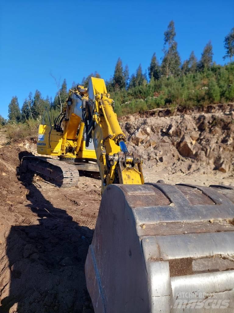 Komatsu PC 228 LC-3 Gravemaskiner på larvebånd