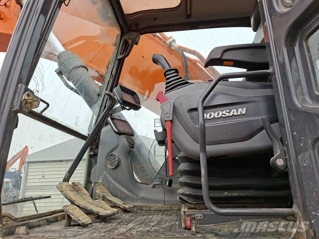 Doosan DX380LC-7 Gravemaskiner på larvebånd