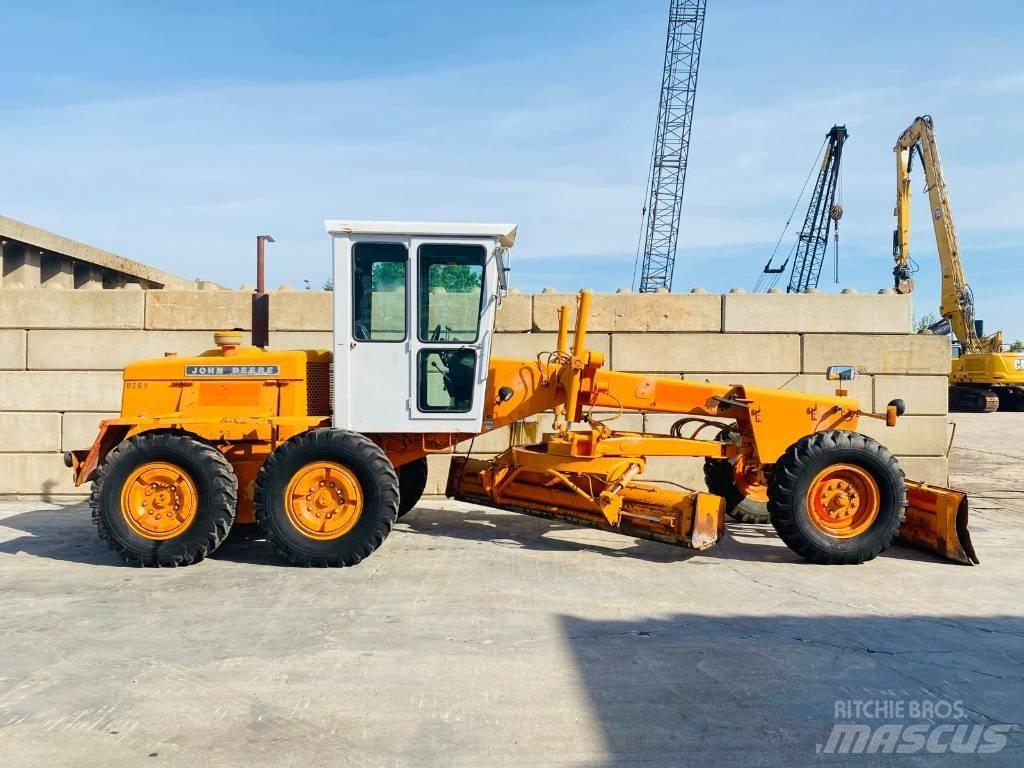 John Deere 570 A Vejhøvle / Gradere