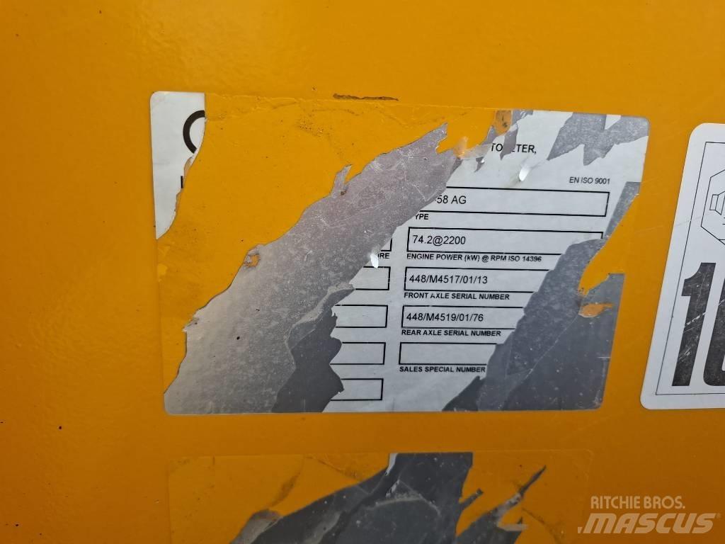 JCB 527-58 Teleskoplæssere