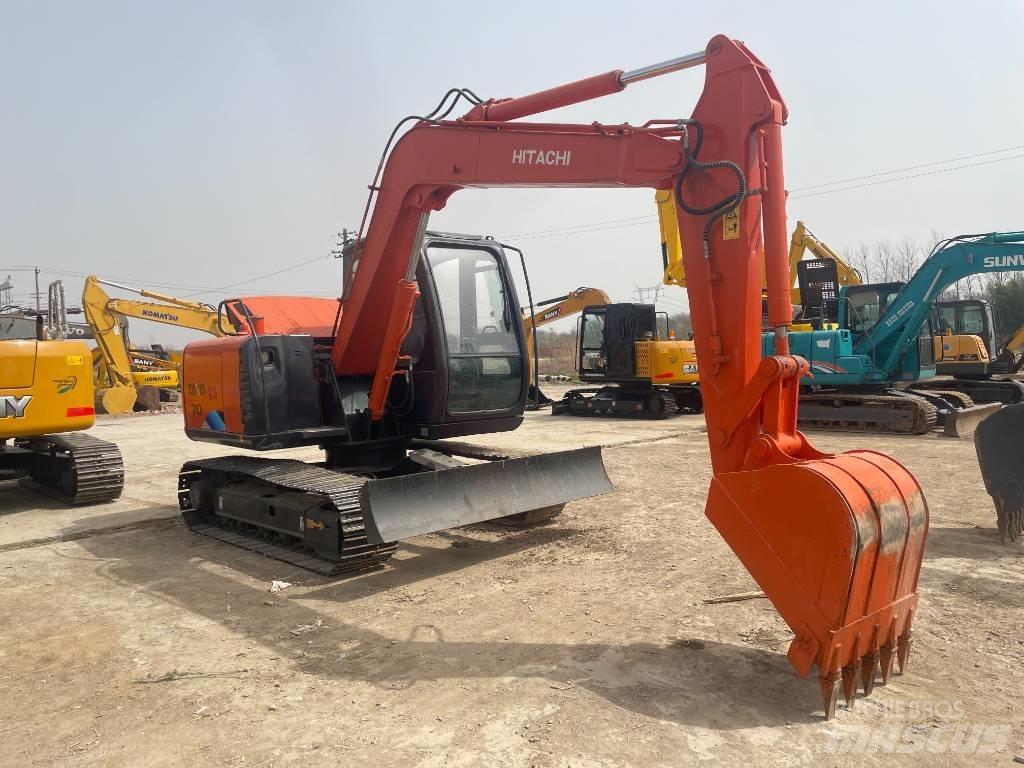 Hitachi ZX 70 Midi-gravemaskiner 7t - 12t