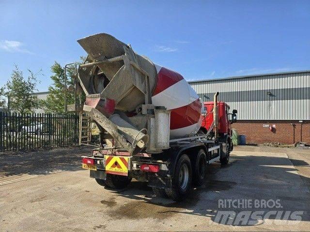 Scania P 320 Betonbiler