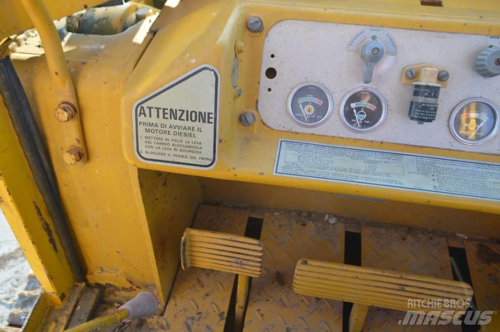 CAT 941 B Larvebåndslæssere