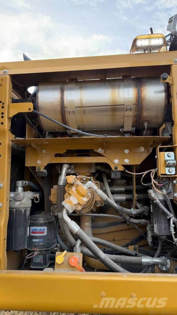 CAT 340 Gravemaskiner på larvebånd