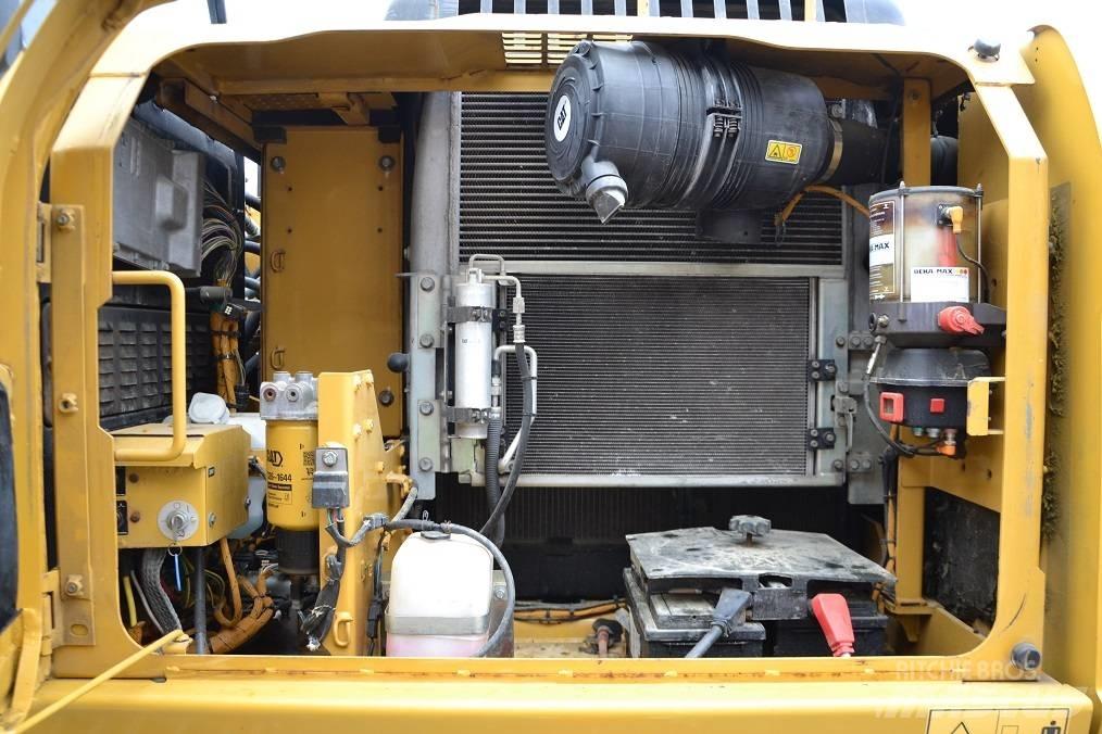 CAT 319 D L Gravemaskiner på larvebånd